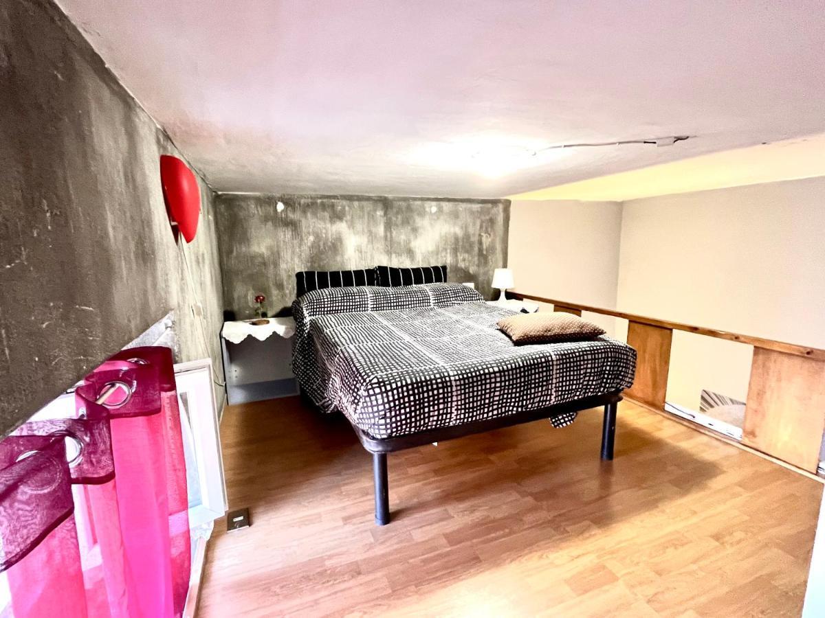 Romuhouse Economy Apartment Metro B Eksteriør bilde